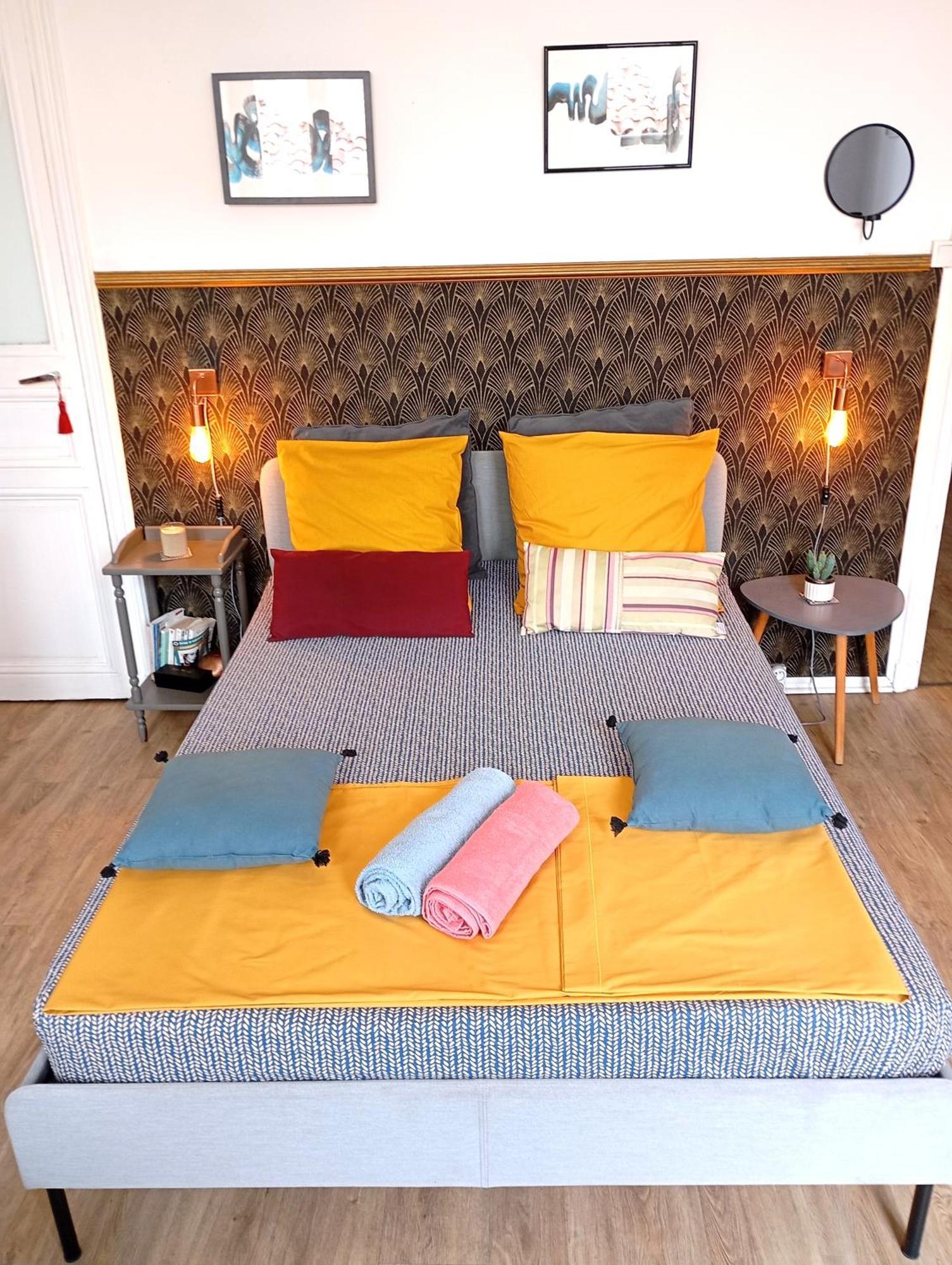 Chez L'Habitant, Propose Grande Chambre Vieux Port Marsiglia Esterno foto