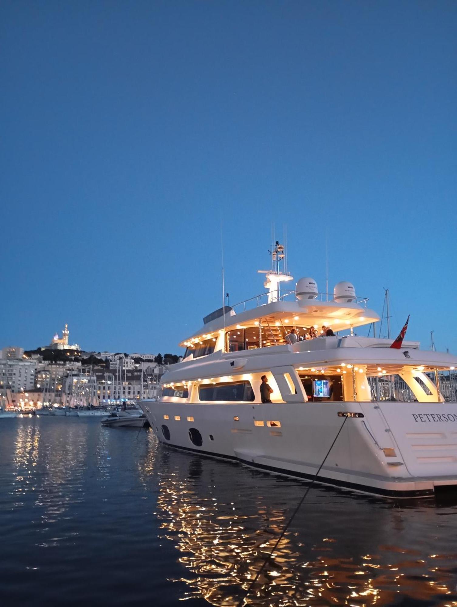 Chez L'Habitant, Propose Grande Chambre Vieux Port Marsiglia Esterno foto